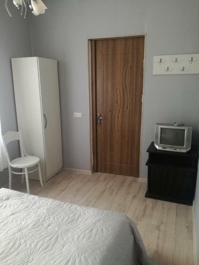 Hotel Happy Pandasn12 Borjomi Exterior foto